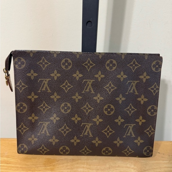 Louis Vuitton Brown Monogram Toiletry Bag 26 - Picture 2 of 16